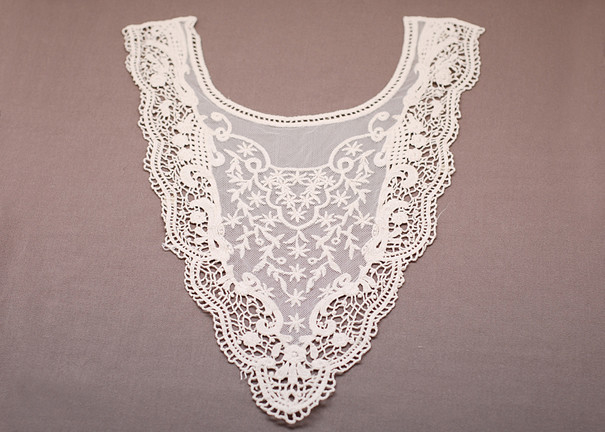 OEM Embroidery Ivory Hand Ruffle Crochet Lace Collar for Women Dresses and T Shirts