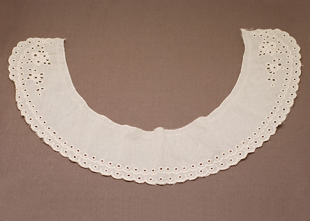 Women Handmade Ivory 100 Cotton Peter Pan Crochet Lace Collar for Clothes