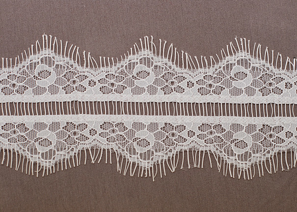 Personalized OEM White Wave Crochet Cotton Eyelash Lace Trim Fabric