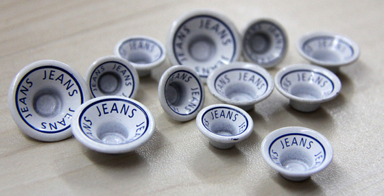 Snap / Sewing Custom Clothing Buttons Painted In Gun Metal / Shiny Silver
