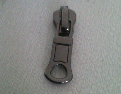 Gunmetal plating Zipper Pulls