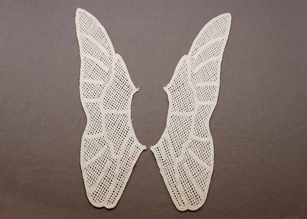 Butterfly Hand White Cotton Peter Pan Crochet Lace Collar Motif for Dresses and Blouses